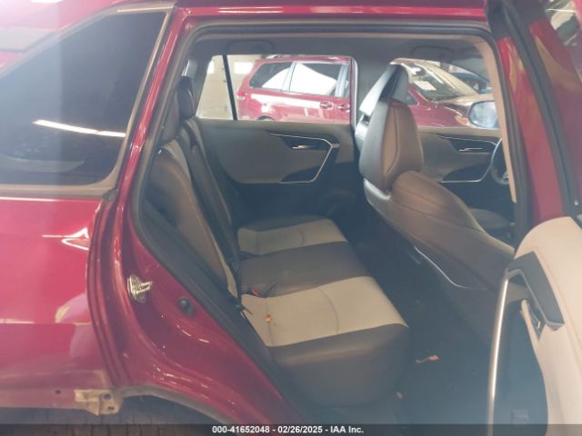 2T3J1RFV1KW029739 Toyota Rav4 Adventure