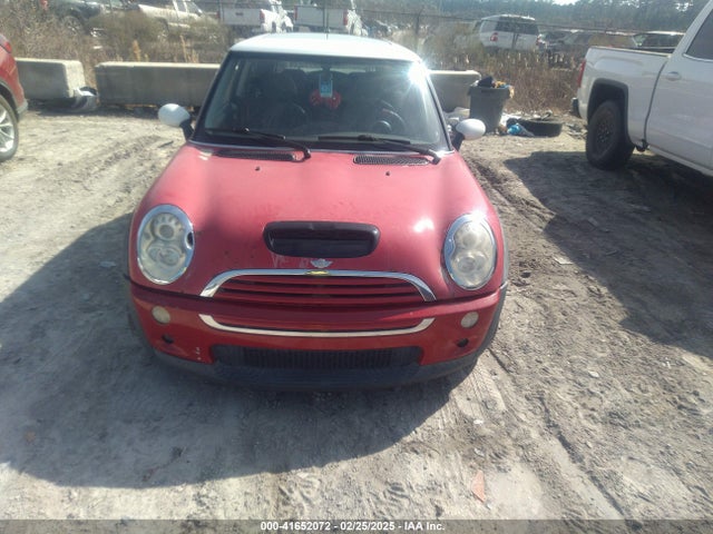 2005 MINI COOPER S WMWRE33555TL14862 Photo 5