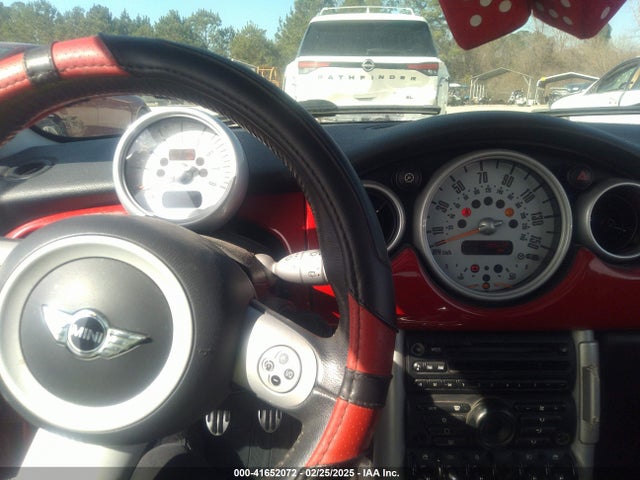 2005 MINI COOPER S WMWRE33555TL14862 Photo 6