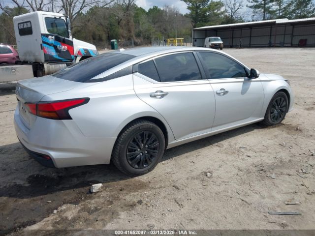 1N4BL4BVXLC208122 Nissan Altima S Fwd