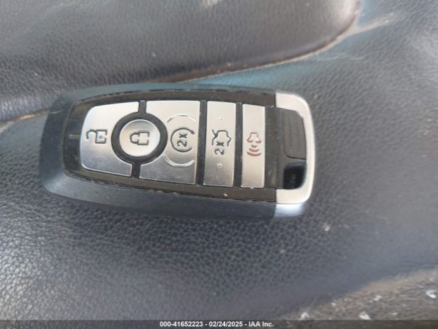2FMPK3K89HBC44121 Ford Edge Titanium
