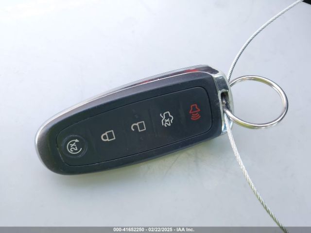 1FADP3N25JL273563 Ford Focus Titanium