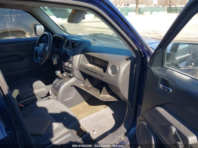 1C4NJPBA2GD790566 Jeep Patriot Sport