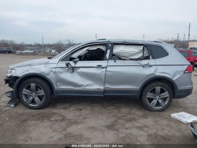 3VV2B7AX6LM026760 Volkswagen Tiguan 2.0t Se/2.0t Se R-line Black/2.0t Sel
