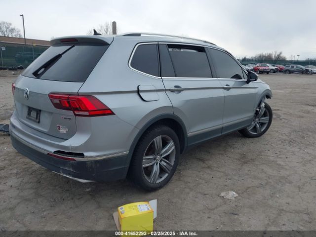 3VV2B7AX6LM026760 Volkswagen Tiguan 2.0t Se/2.0t Se R-line Black/2.0t Sel