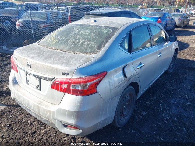 3N1AB7AP4HY328982 Nissan SENTRA SV