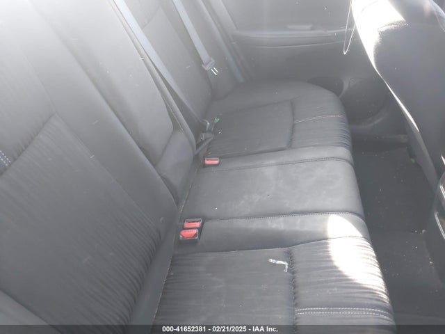 3N1AB7AP4HY328982 Nissan SENTRA SV