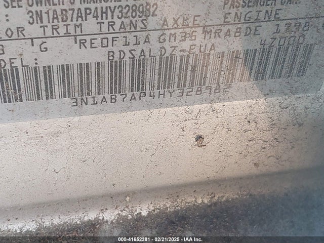 3N1AB7AP4HY328982 Nissan SENTRA SV