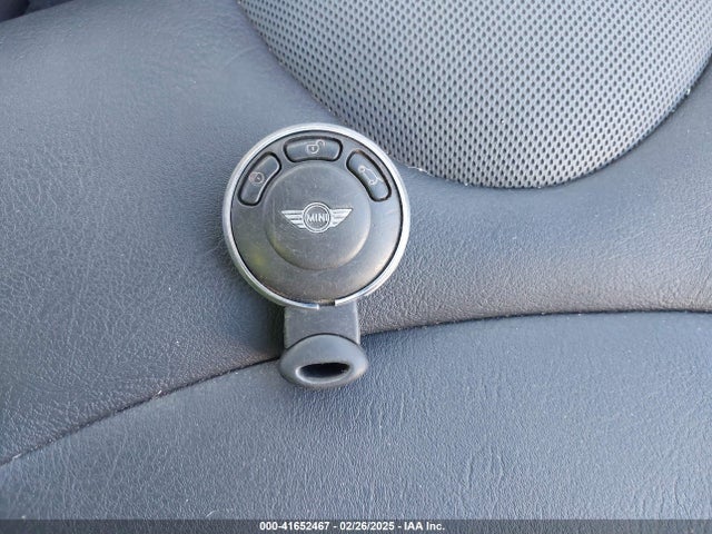 2008 MINI COOPER S WMWMF73528TT86864 Photo 10