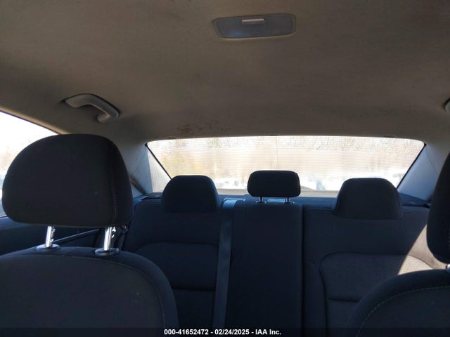 Hyundai ELANTRA SE 2018 5NPD74LF9JH397927 Image 17