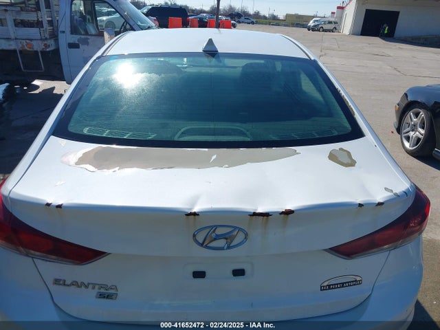 Hyundai ELANTRA SE 2018 5NPD74LF9JH397927 Image 20