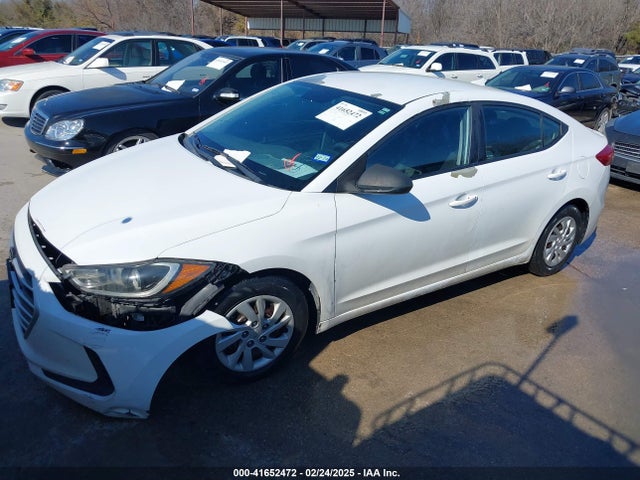 Hyundai ELANTRA SE 2018 5NPD74LF9JH397927 Image 2