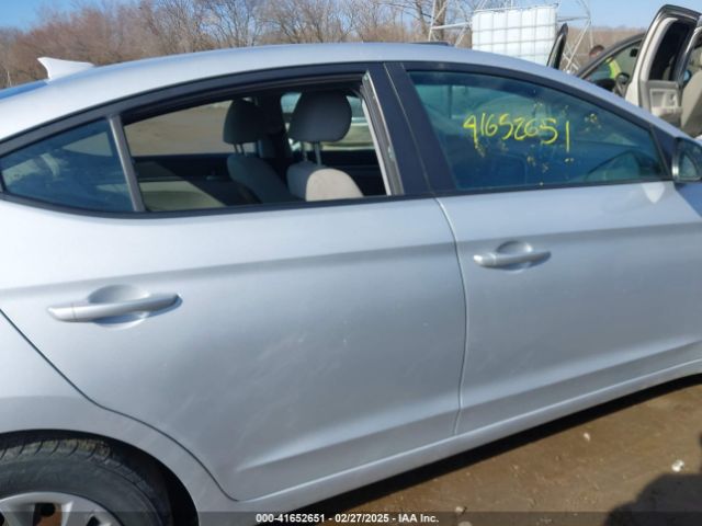 KMHD74LFXHU367332 Hyundai ELANTRA SE