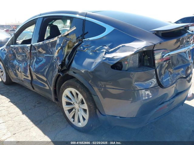 5YJXCBE26JF121937 Tesla Model X 100d/75d/p100d