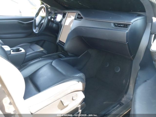 5YJXCBE26JF121937 Tesla Model X 100d/75d/p100d