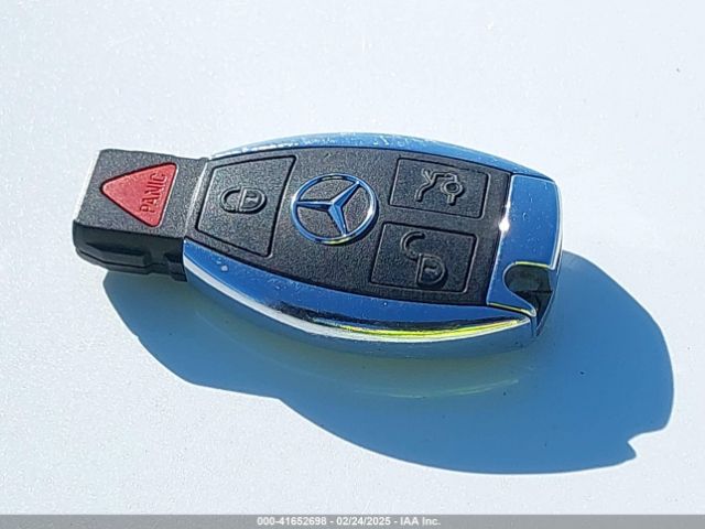 55SWF4JB3GU116318 Mercedes-Benz C-Class
