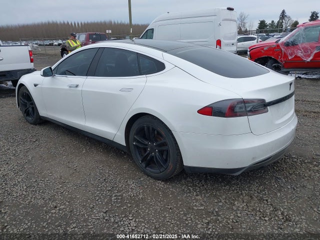 2013 TESLA MODEL S 5YJSA1CG3DFP16662 Photo 2