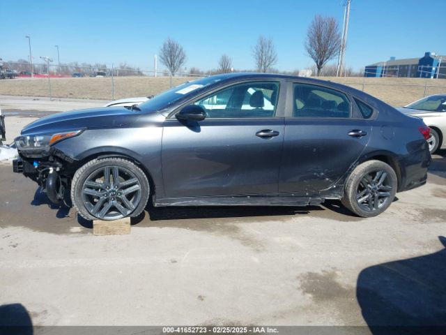 3KPF34AD7ME415713 KIA Forte Gt-line
