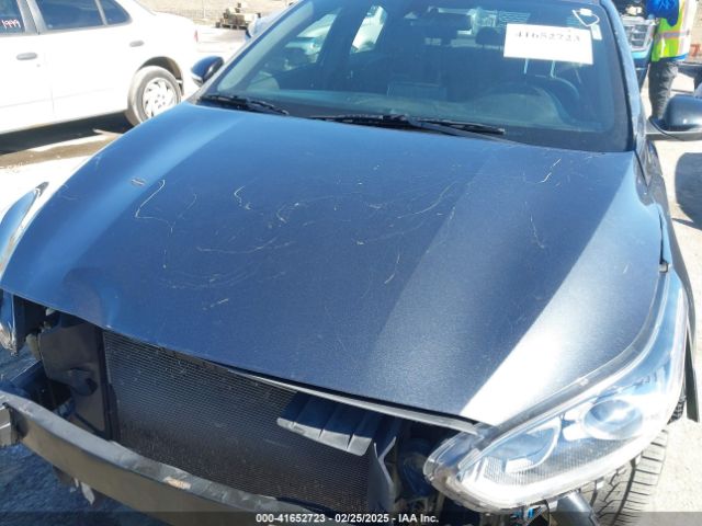 3KPF34AD7ME415713 KIA Forte Gt-line