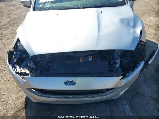 1FADP3F25GL240781 Ford FOCUS SE