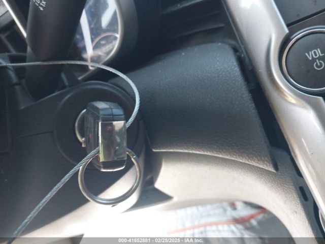 1G11A5SL4FF213389 Chevrolet Malibu 1fl