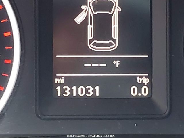 WVGAV7AXXFW106001 Volkswagen TIGUAN S