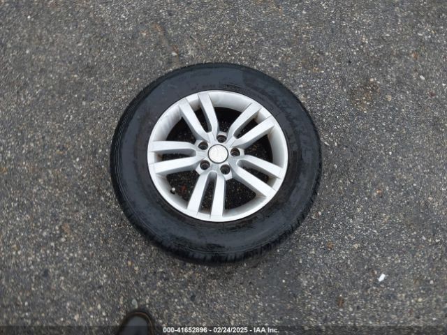 WVGAV7AXXFW106001 Volkswagen TIGUAN S