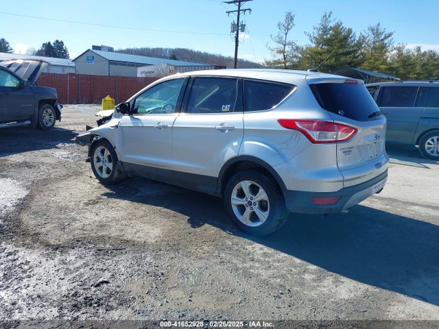 1FMCU9G9XEUA22965 Ford ESCAPE SE