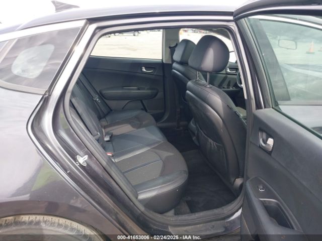5XXGT4L38JG210168 KIA Optima S