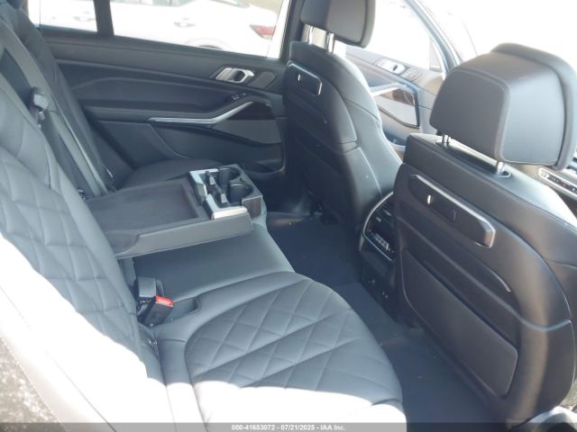 2024 BMW X7 5UX23EM03R9V78821 Photo 7