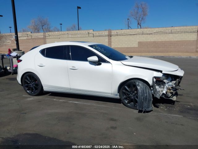 JM1BPBMM6P1605769 Mazda Mazda3 Hatchback 2.5 S Premium