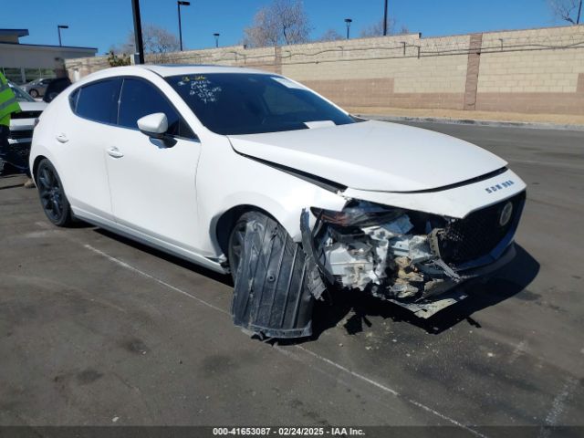 JM1BPBMM6P1605769 Mazda Mazda3 Hatchback 2.5 S Premium