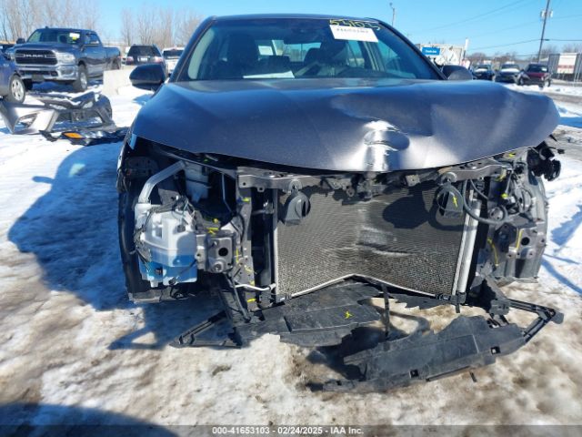 4T1B11HK8JU023307 Toyota CAMRY SE