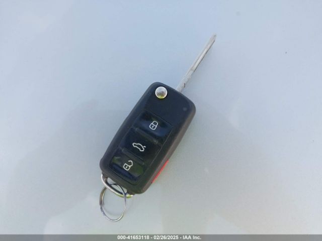 1VWBT7A34EC118525 Volkswagen Passat 1.8t Se