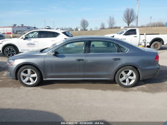 1VWBT7A34EC118525 Volkswagen Passat 1.8t Se