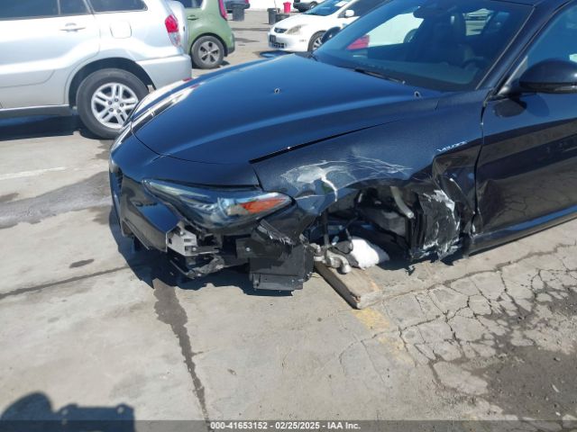 ZARFAMBN3P7669541 Alfa Romeo Giulia Veloce Rwd