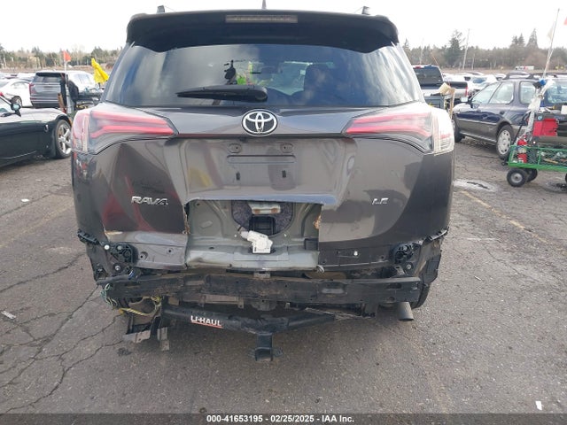 JTMZFREV3HJ113123 Toyota RAV4 LE
