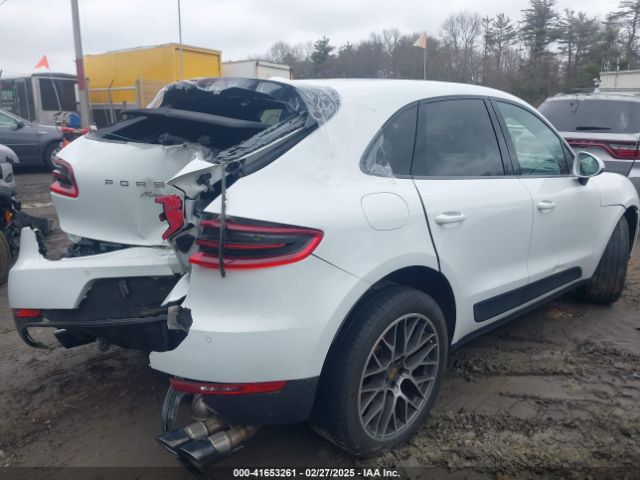 2018 PORSCHE MACAN WP1AA2A56JLB18768 Photo 3