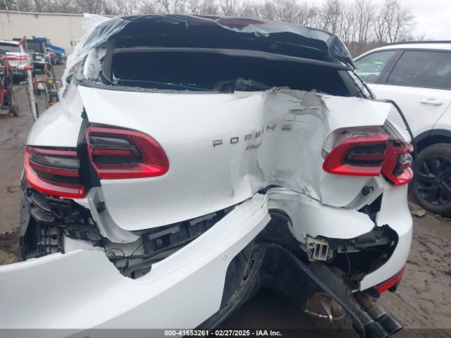 2018 PORSCHE MACAN WP1AA2A56JLB18768 Photo 5