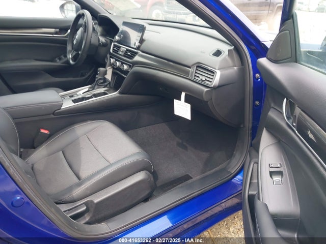 1HGCV1F38NA026208 Honda Accord Sport