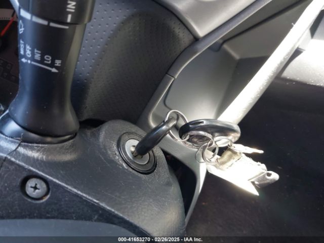 5TFLU4EN1EX103052 Toyota Tacoma Base V6