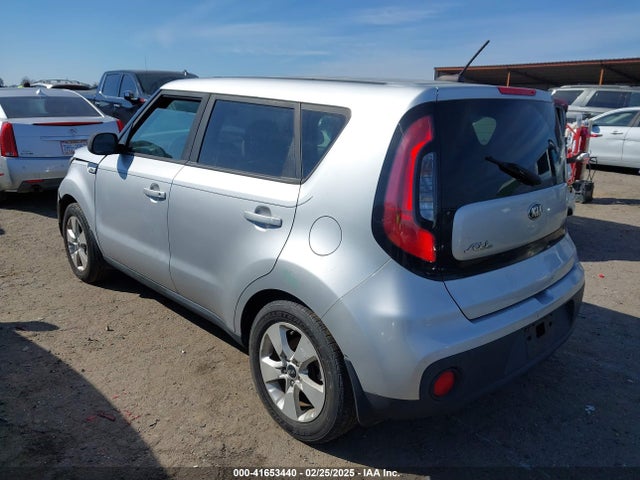 KNDJN2A26J7613895 KIA Soul