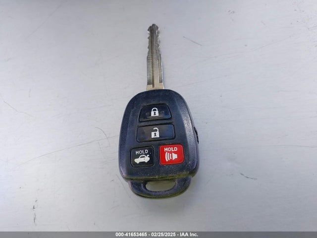 Toyota COROLLA LE 2018 5YFBURHE8JP791127 Image 11