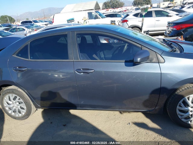 Toyota COROLLA LE 2018 5YFBURHE8JP791127 Image 14