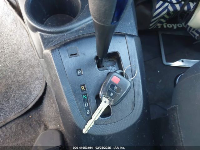 JTDKDTB3XG1116042 Toyota Prius C One