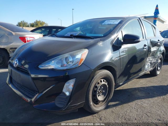 JTDKDTB3XG1116042 Toyota Prius C One