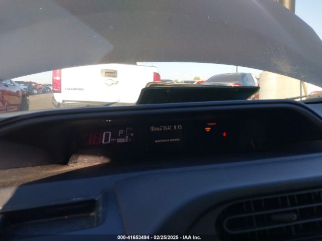 JTDKDTB3XG1116042 Toyota Prius C One