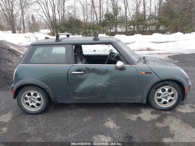 2005 MINI COOPER WMWRC33415TC57690 Photo 5
