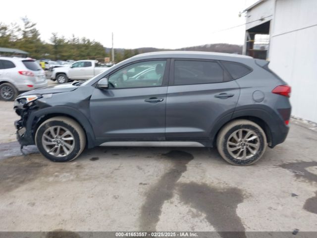 KM8J3CA44HU509720 Hyundai Tucson Se Plus