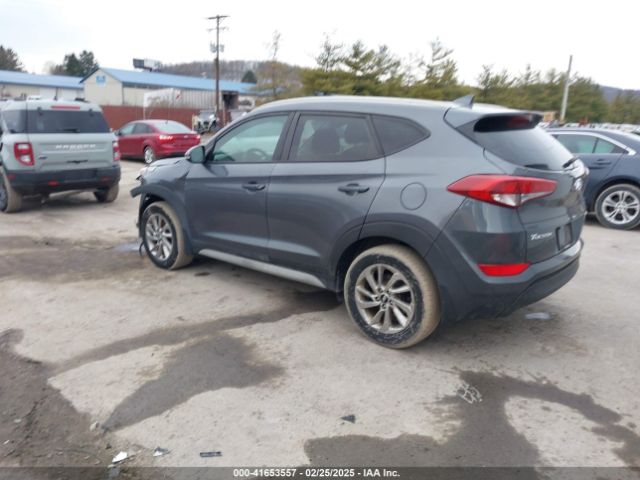 KM8J3CA44HU509720 Hyundai Tucson Se Plus